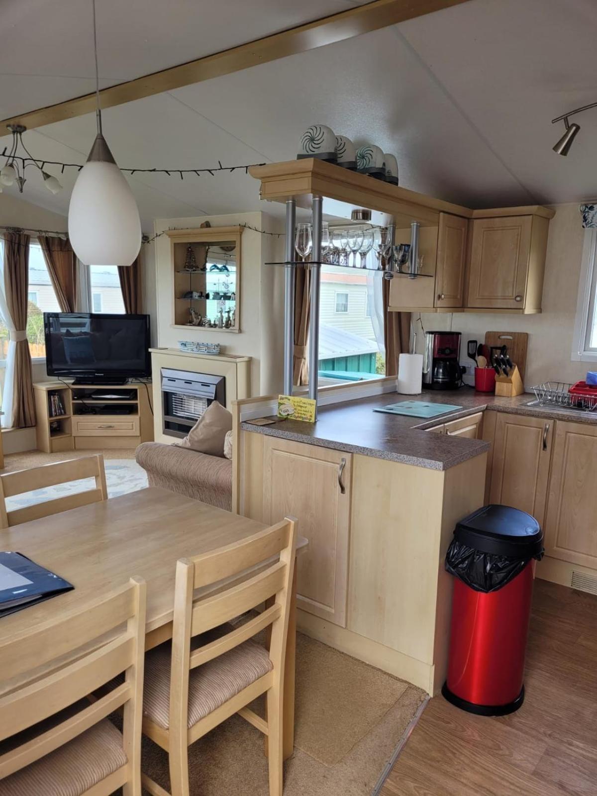 Cosy Caravan Sunbeach Llwyngwril 외부 사진