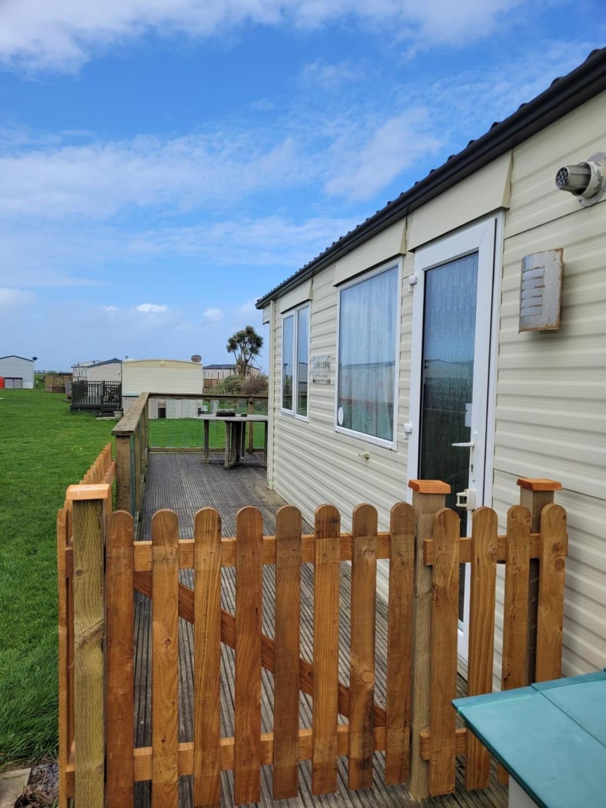 Cosy Caravan Sunbeach Llwyngwril 외부 사진